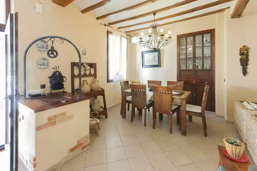 Holiday rentals in Llaurada, Benimeli