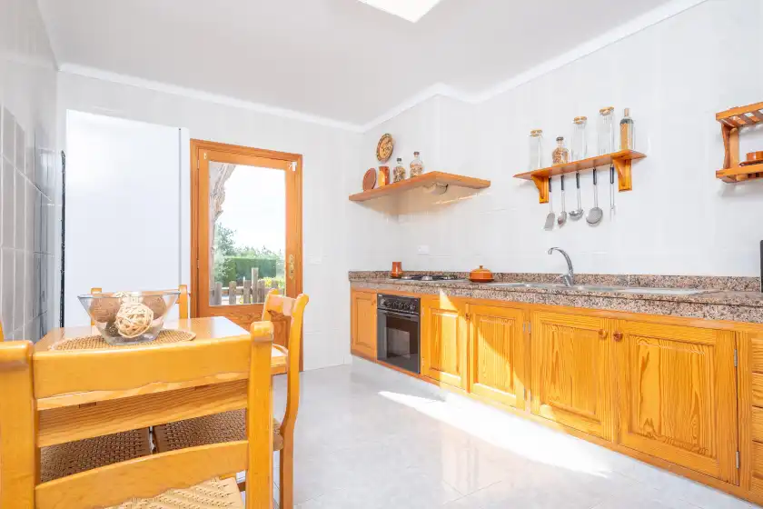 Holiday rentals in Ca na francisca, Lloseta