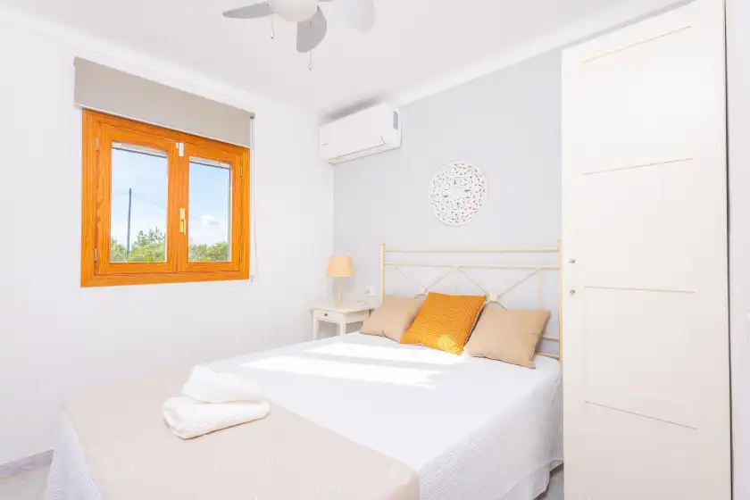 Holiday rentals in Ca na francisca, Lloseta