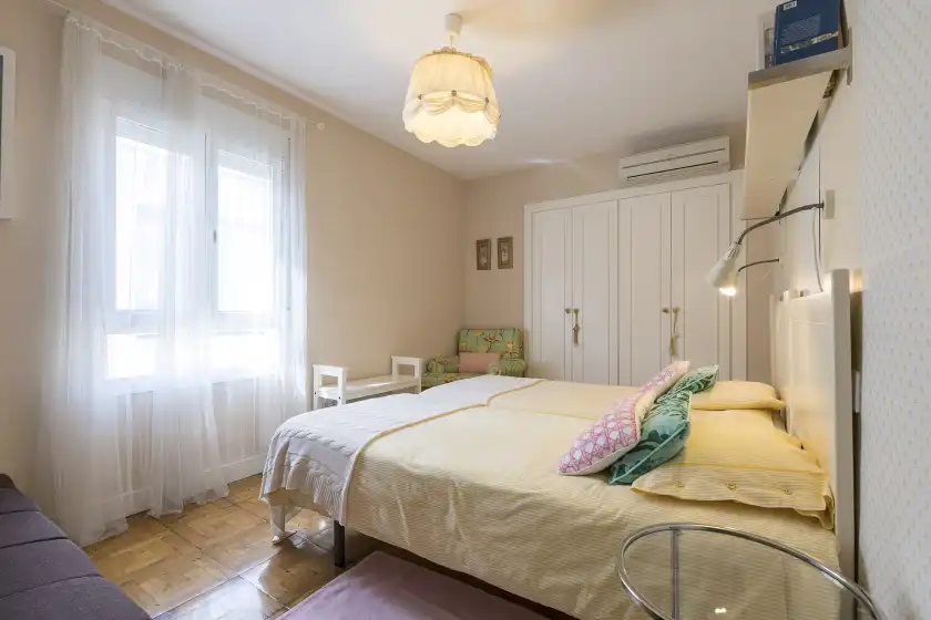Holiday rentals in Casa dulce, Algeciras
