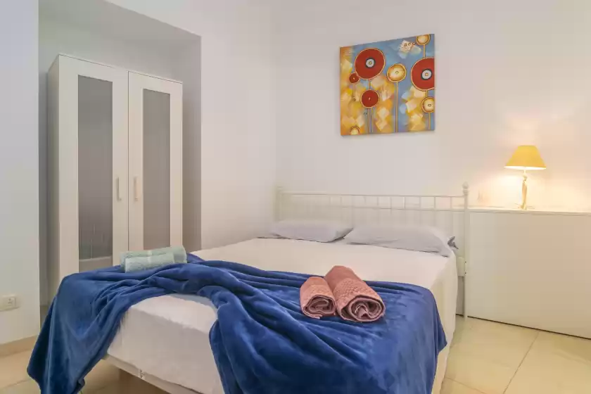 Holiday rentals in Casa nord 4pax, Caimari