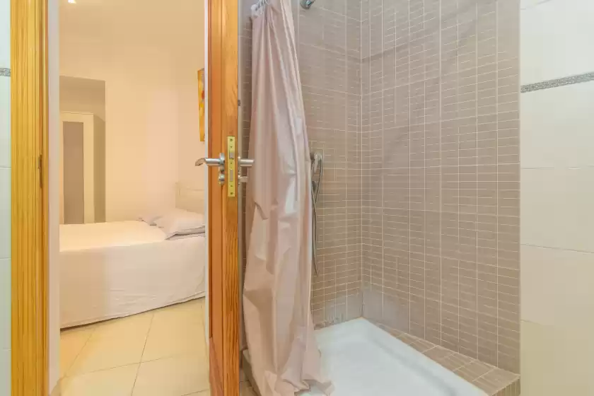 Holiday rentals in Casa nord 4pax, Caimari