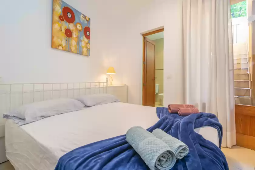 Holiday rentals in Casa nord 4pax, Caimari