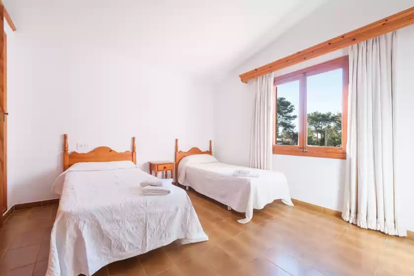 Holiday rentals in Villa cala gran, Cala Sant Vicenç