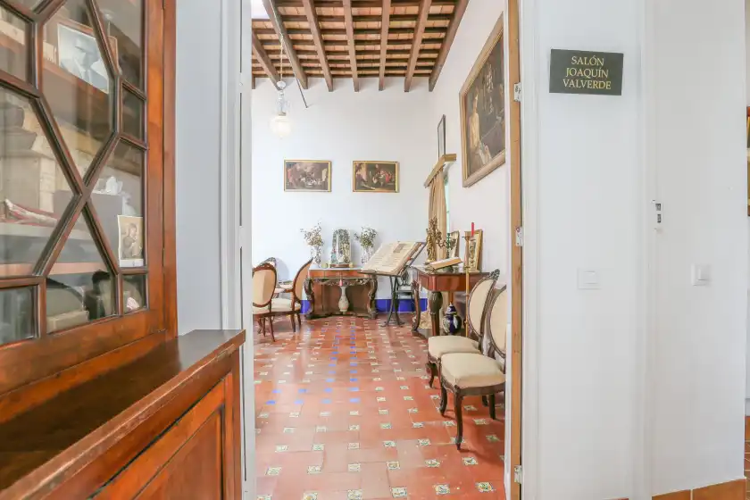 Holiday rentals in Posada de la casa del pintor hab. malaga, Carmona