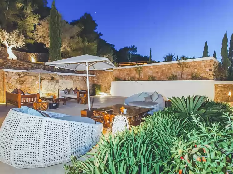 Holiday rentals in Can alivia, Sant Llorenç de Balàfia