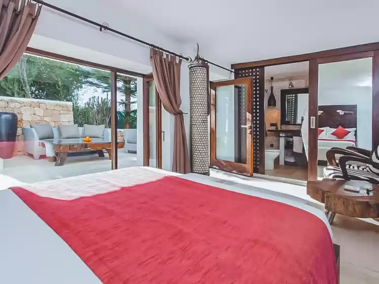 Holiday rentals in Can alivia, Sant Llorenç de Balàfia