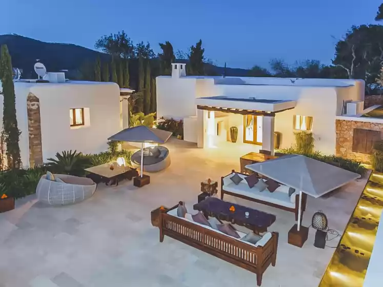 Holiday rentals in Can alivia, Sant Llorenç de Balàfia