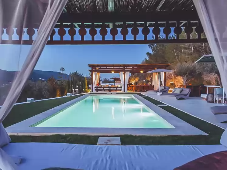 Holiday rentals in Can alivia, Sant Llorenç de Balàfia