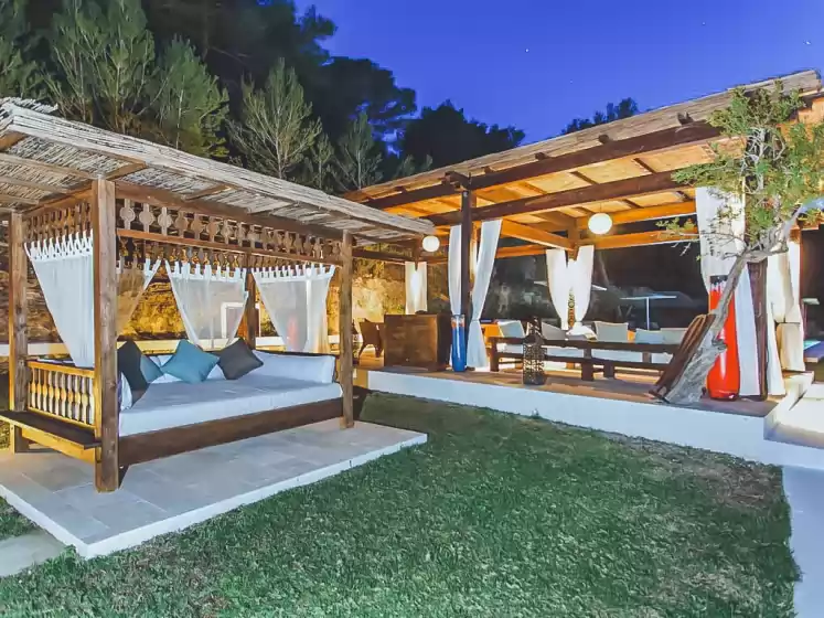 Holiday rentals in Can alivia, Sant Llorenç de Balàfia