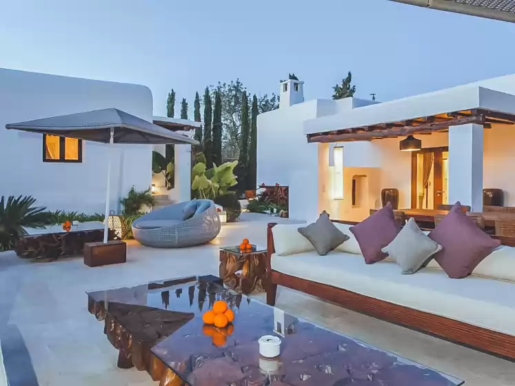 Holiday rentals in Can alivia, Sant Llorenç de Balàfia