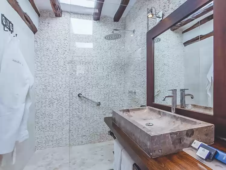 Holiday rentals in Can alivia, Sant Llorenç de Balàfia