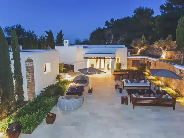 Holiday rentals in Can alivia, Sant Llorenç de Balàfia