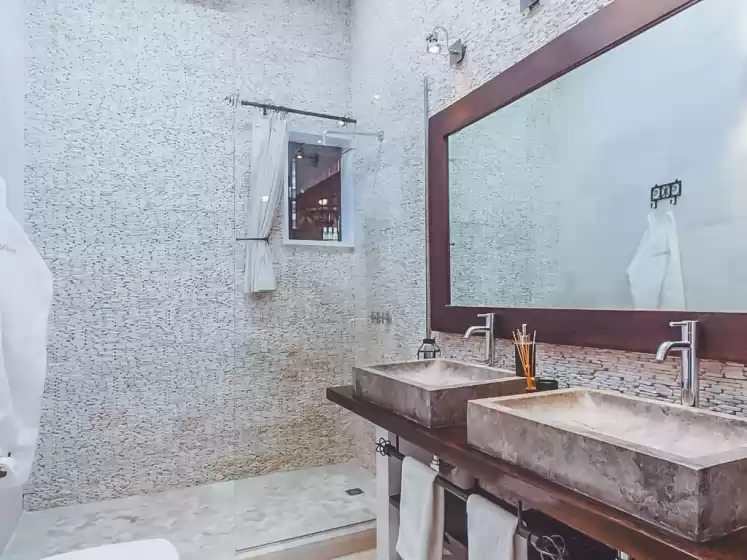 Holiday rentals in Can alivia, Sant Llorenç de Balàfia