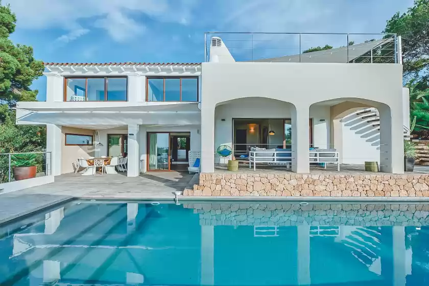 Holiday rentals in Can chloe