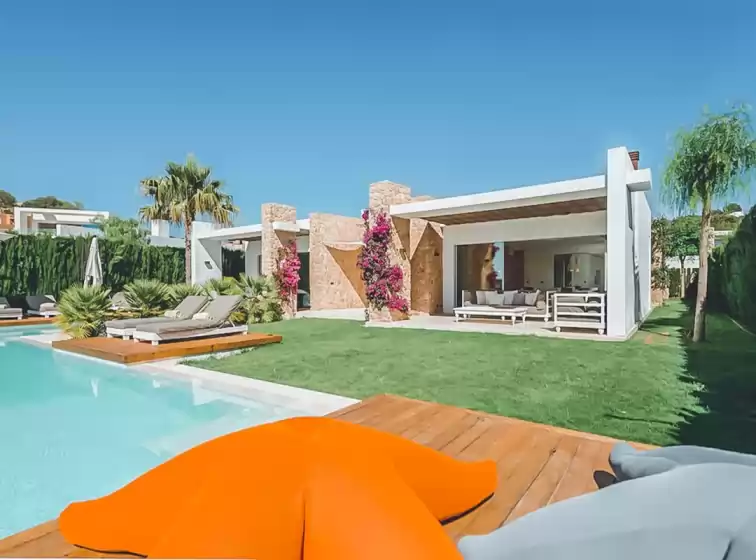 Holiday rentals in Can elyza, Sant Agustí des Vedrà