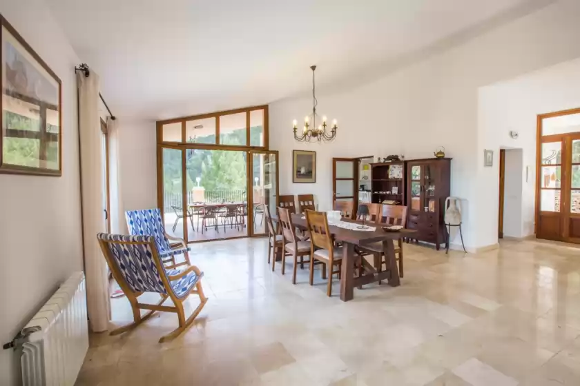 Holiday rentals in Font de sangonera, es Carritxó