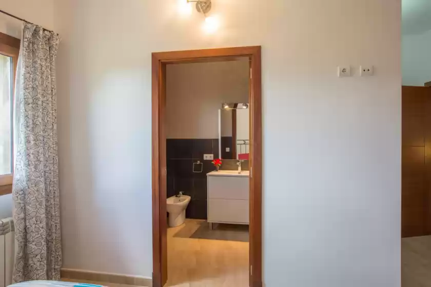 Holiday rentals in Font de sangonera, es Carritxó