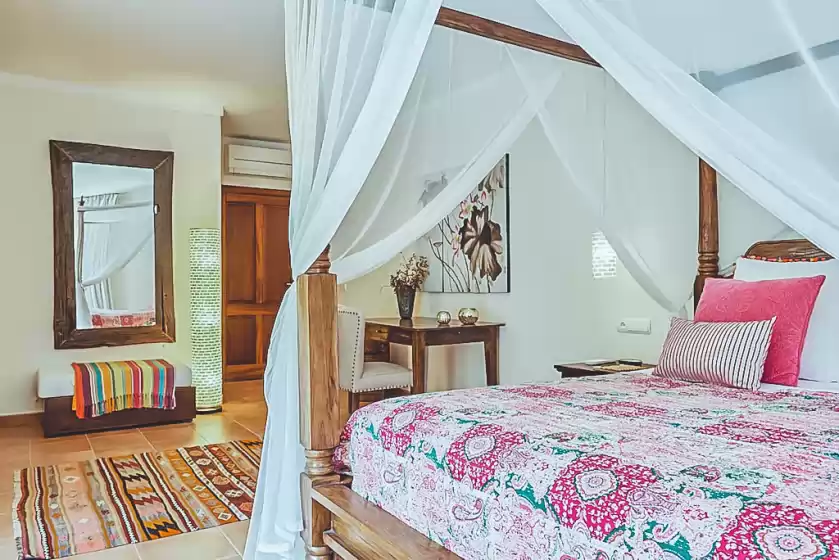 Holiday rentals in Can leilani, Sant Joan de Labritja