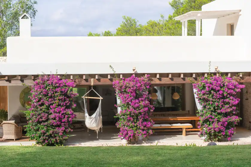 Holiday rentals in Can mira, Sant Llorenç de Balàfia
