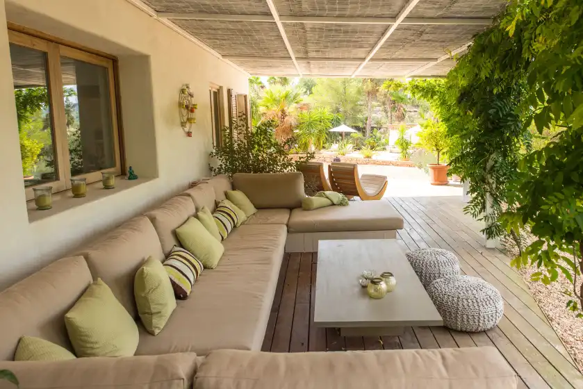 Holiday rentals in Can mira, Sant Llorenç de Balàfia