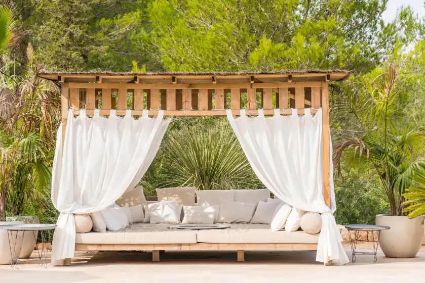Holiday rentals in Can mira, Sant Llorenç de Balàfia