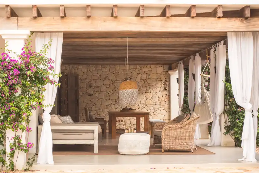 Holiday rentals in Can mira, Sant Llorenç de Balàfia