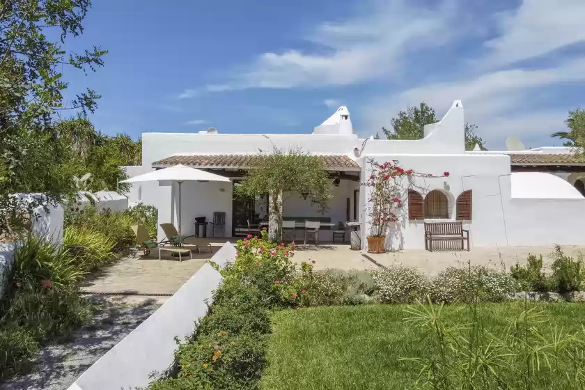 Holiday rentals in Can puig lorenzo, Sant Llorenç de Balàfia