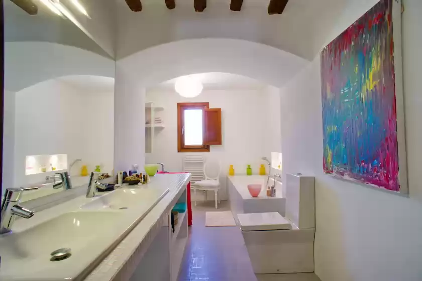 Holiday rentals in Can puig lorenzo, Sant Llorenç de Balàfia