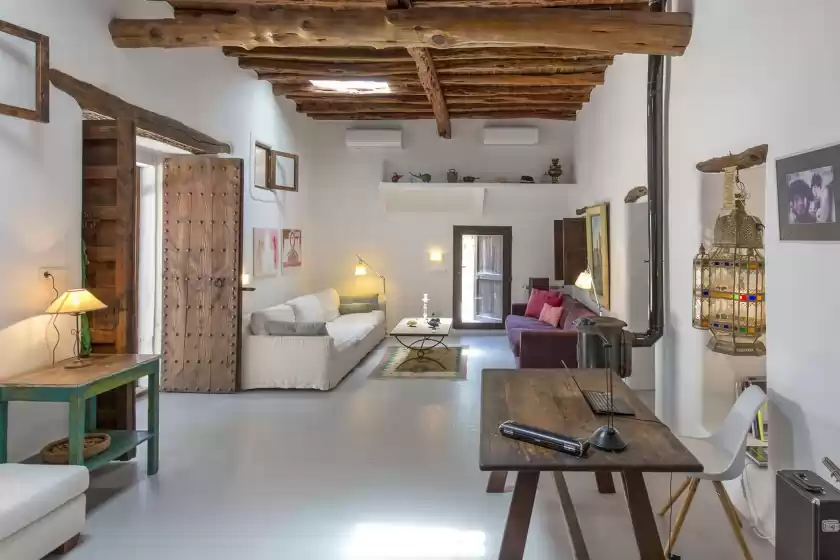 Holiday rentals in Can puig lorenzo, Sant Llorenç de Balàfia