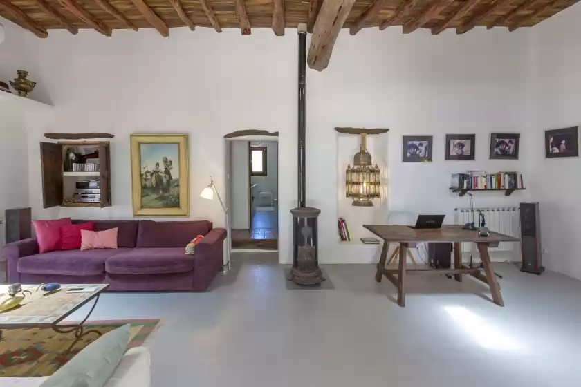 Holiday rentals in Can puig lorenzo, Sant Llorenç de Balàfia
