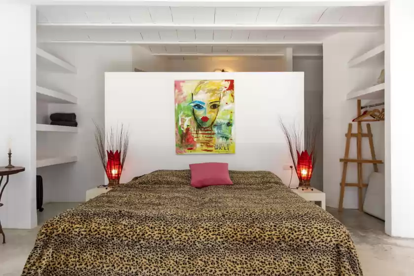 Holiday rentals in Can puig lorenzo, Sant Llorenç de Balàfia