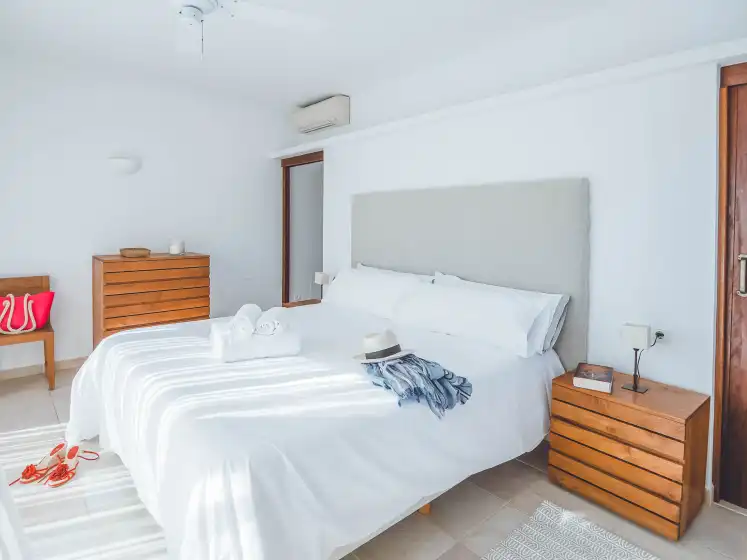 Holiday rentals in Can scarlett, Jesús
