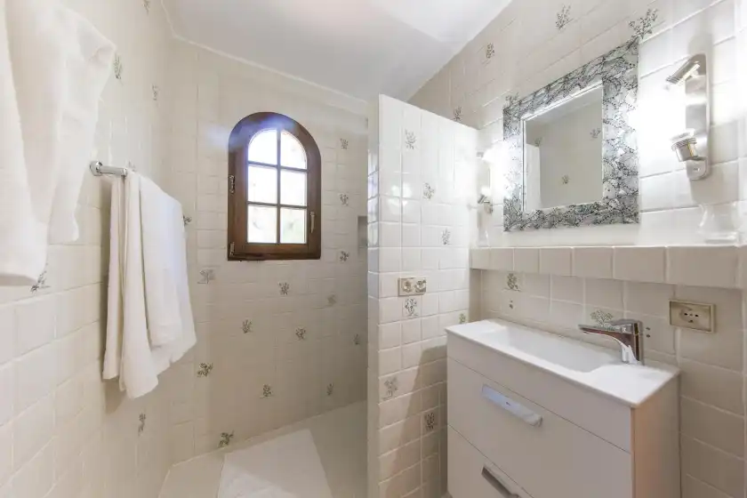Ferienhaus auf The beach villa, Sant Carles de Peralta
