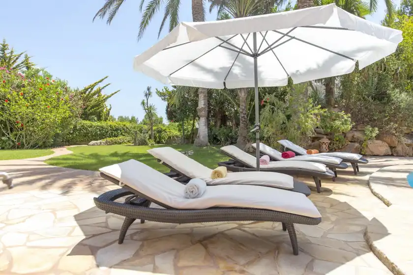 Ferienhaus auf The beach villa, Sant Carles de Peralta