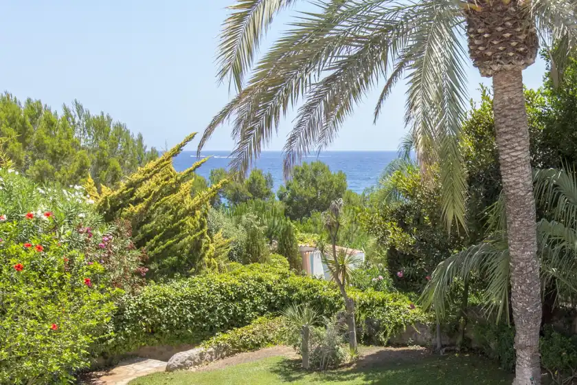 Ferienhaus auf The beach villa, Sant Carles de Peralta