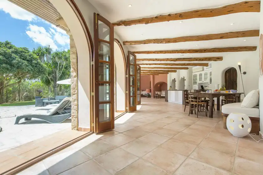 Ferienhaus auf The beach villa, Sant Carles de Peralta