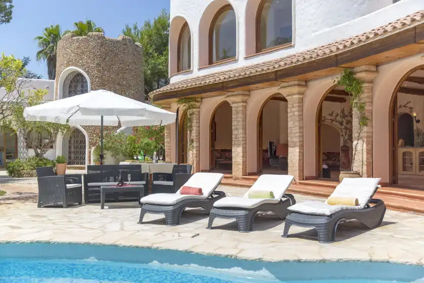 Ferienhaus auf The beach villa, Sant Carles de Peralta