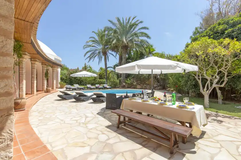Ferienhaus auf The beach villa, Sant Carles de Peralta