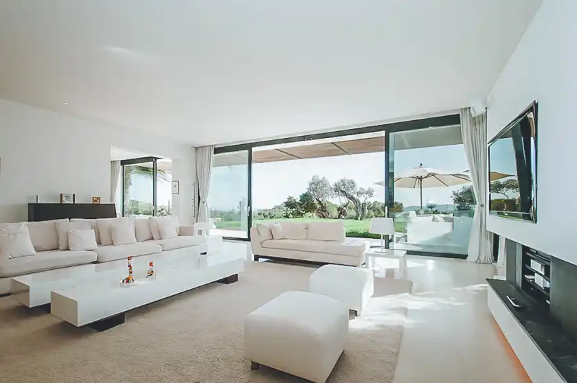 Holiday rentals in Villa heidi, Sant Jordi de ses Salines