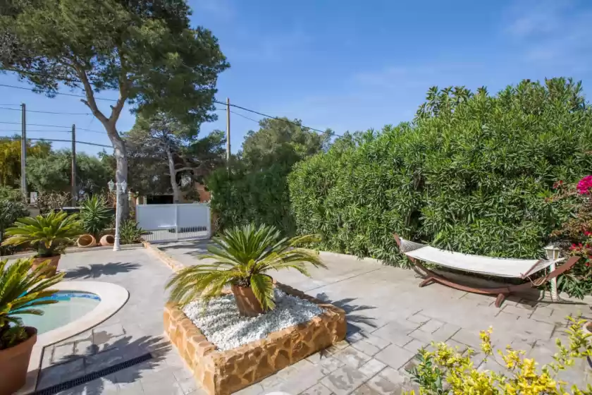 Holiday rentals in Can navarro, Cala Pi