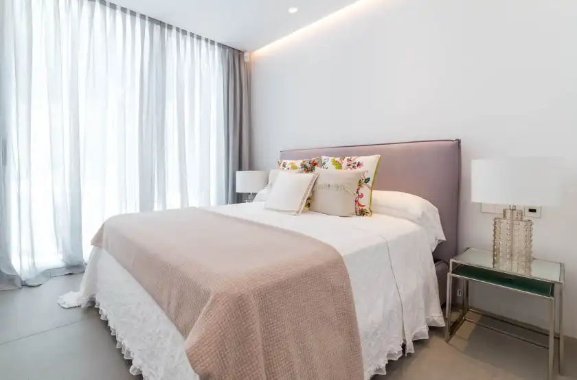 Holiday rentals in Villa lucy, Sant Josep de sa Talaia
