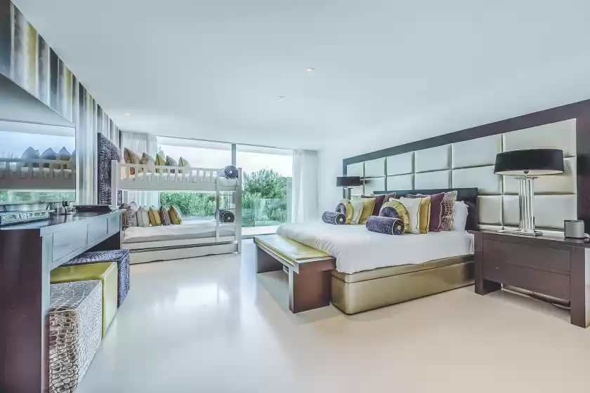 Holiday rentals in Villa lyla, Jesús