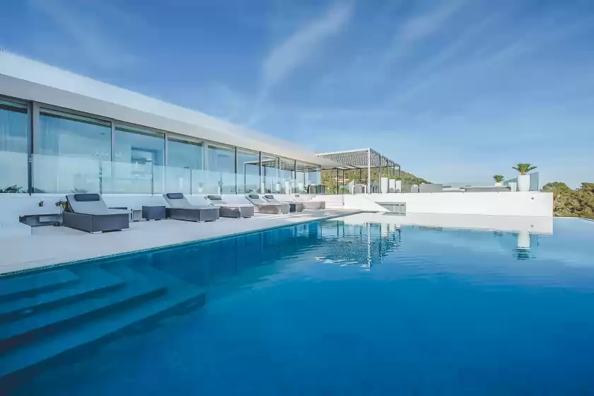 Holiday rentals in Villa lyla, Jesús