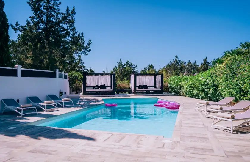 Holiday rentals in Villa rouge, Sant Antoni de Portmany