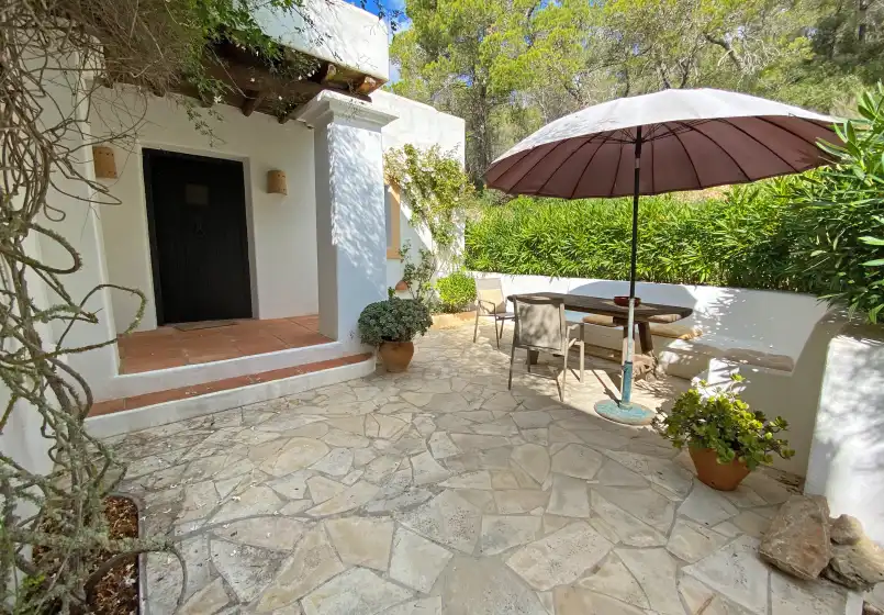Holiday rentals in Villa silent, Sant Carles de Peralta