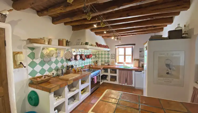 Holiday rentals in Villa silent, Sant Carles de Peralta