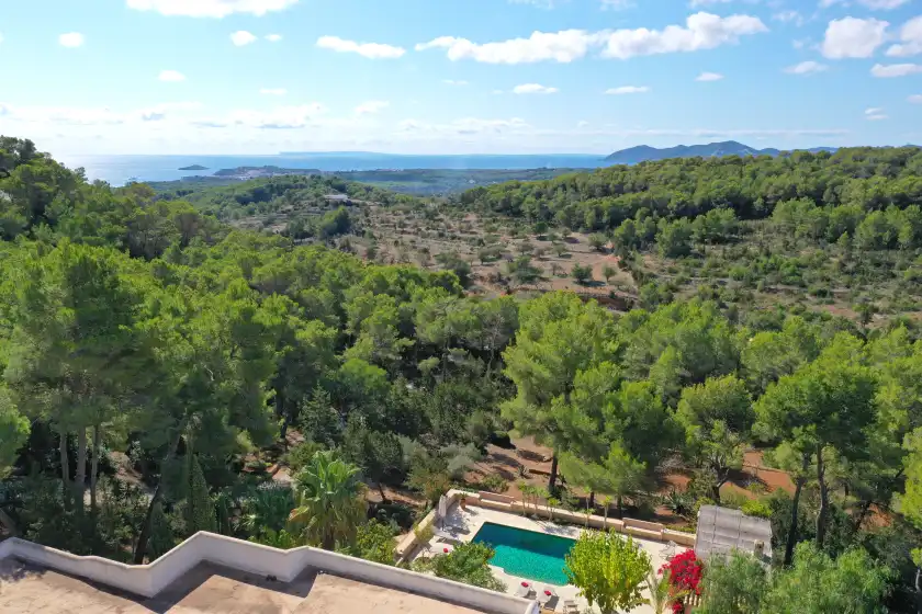 Holiday rentals in Villa silent, Sant Carles de Peralta