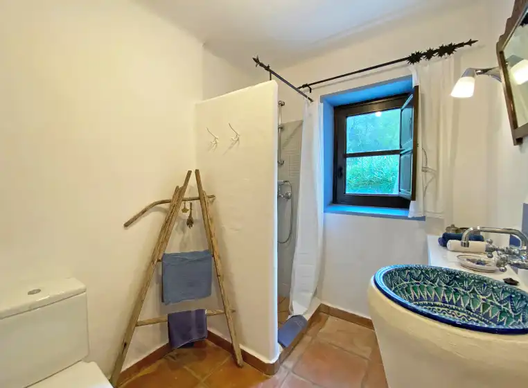 Holiday rentals in Villa silent, Sant Carles de Peralta