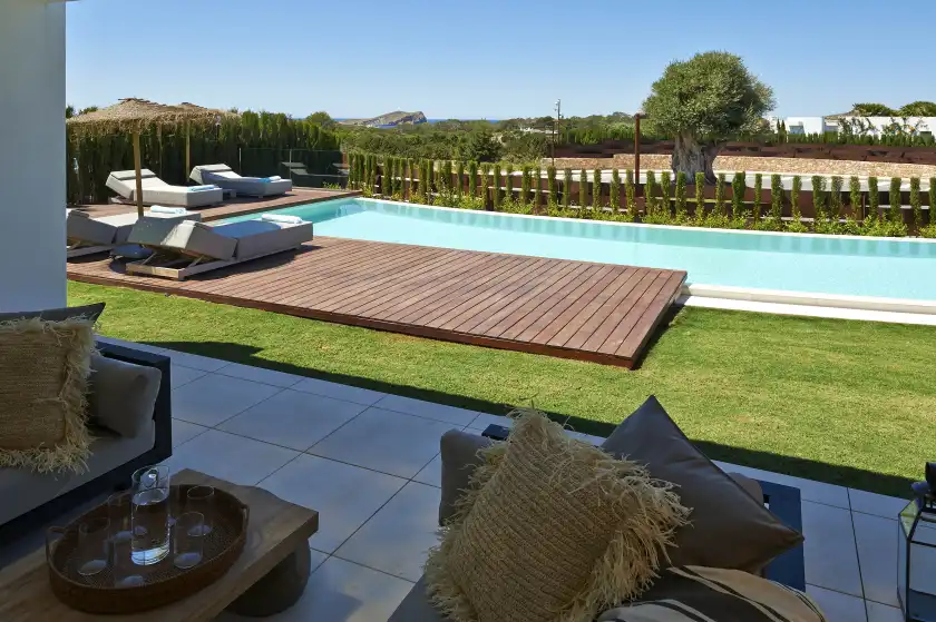 Holiday rentals in Villa tula, Sant Agustí des Vedrà